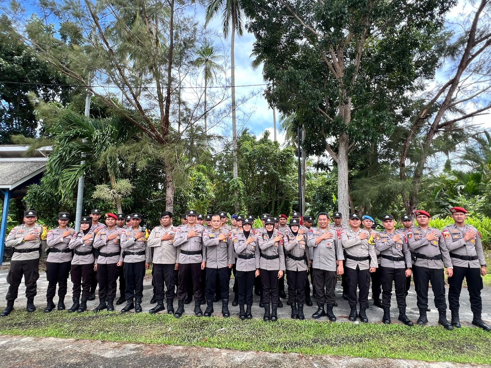 Cek Kesiapan Jelang Pilkada 2024, Pamatwil Polda Kepri Kunjungi Kantor  Bawaslu, KPU dan PPK