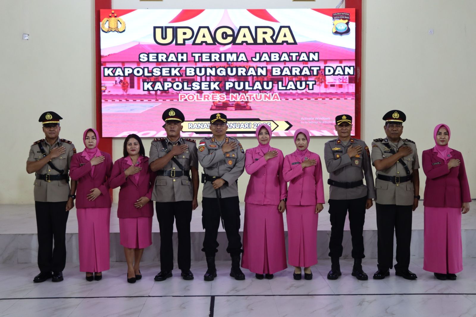 Kapolres Natuna Pimpin Serah Terima Jabatan Kapolsek Bunguran Barat dan Kapolsek Pulau Laut