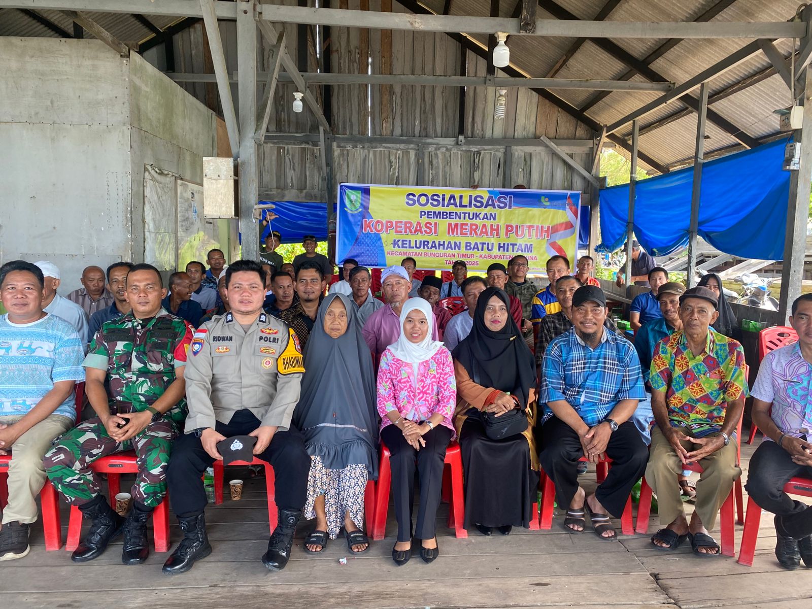Bhabinkamtibmas Brigadir Ridwan Ajak Perangkat dan Masyarakat Batu Hitam Bersama Cegah Premanisme