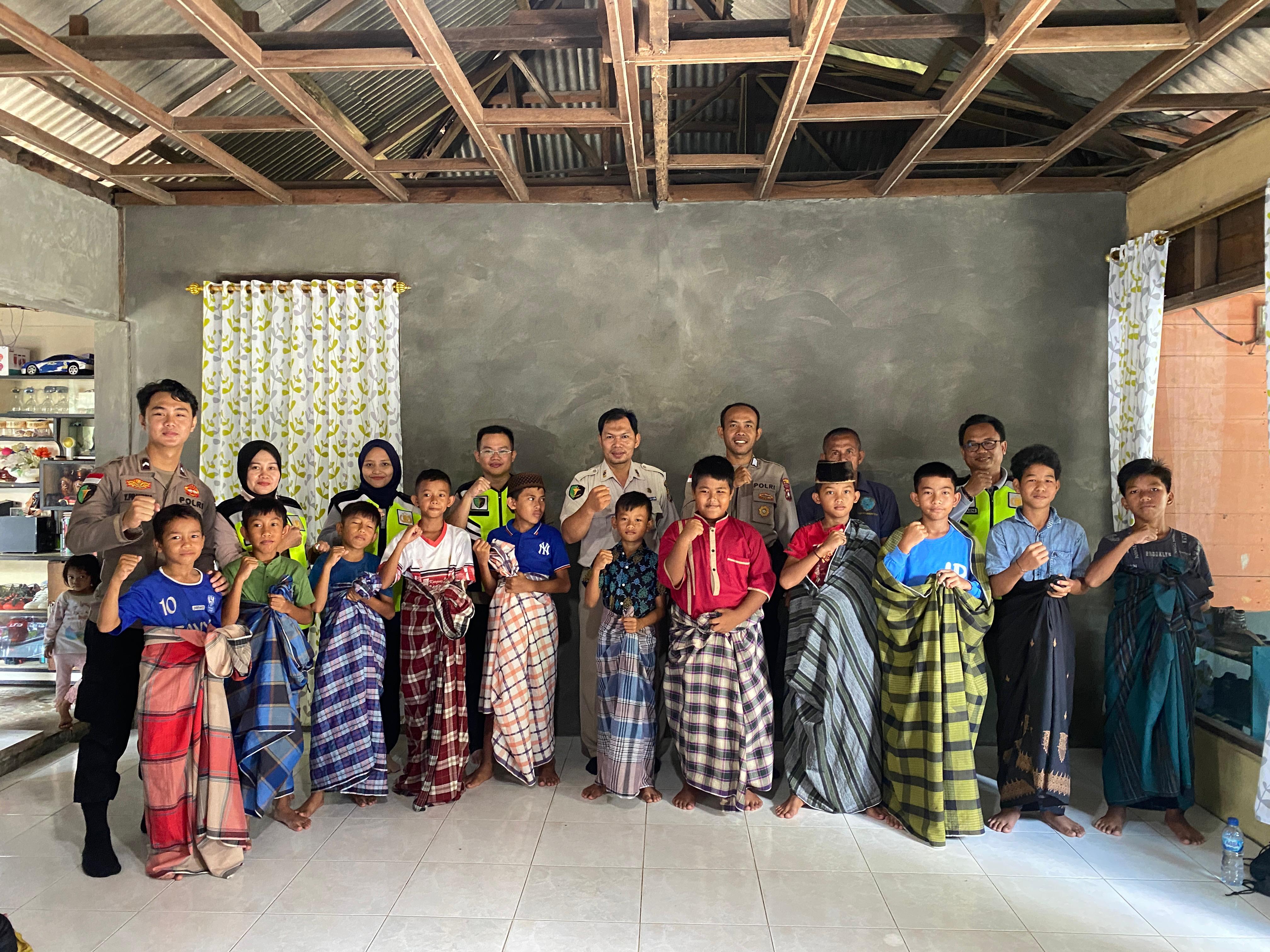 Polres Natuna Gelar Sunat Massal Door to Door, Wujud Kasih Bhayangkara untuk Anak Negeri